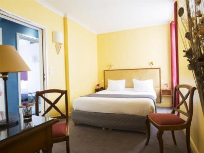 France Louvre Hotel Paris