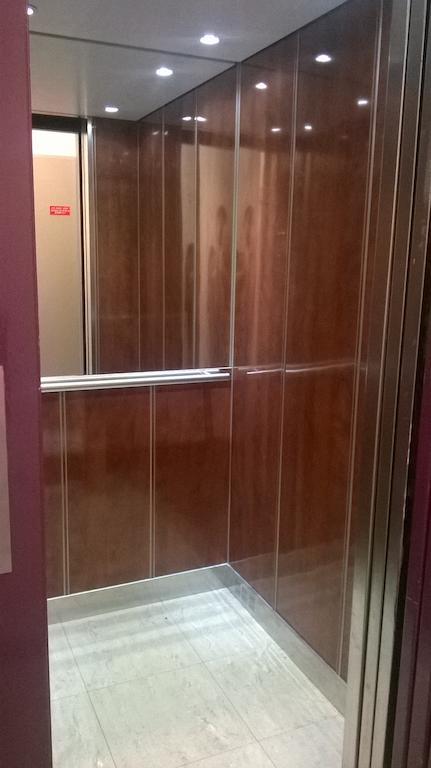 Hipotel Lilas Gambetta Hotel