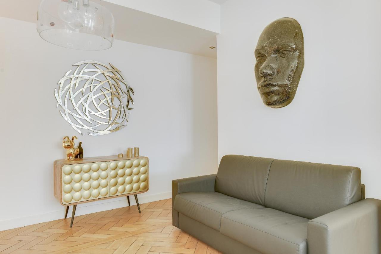 21a Marechal Foch Avenue Champs-elysees * Parigi