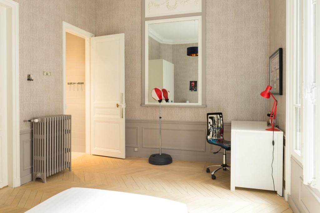 Avenue Frederic Le Play By Onefinestay Parigi