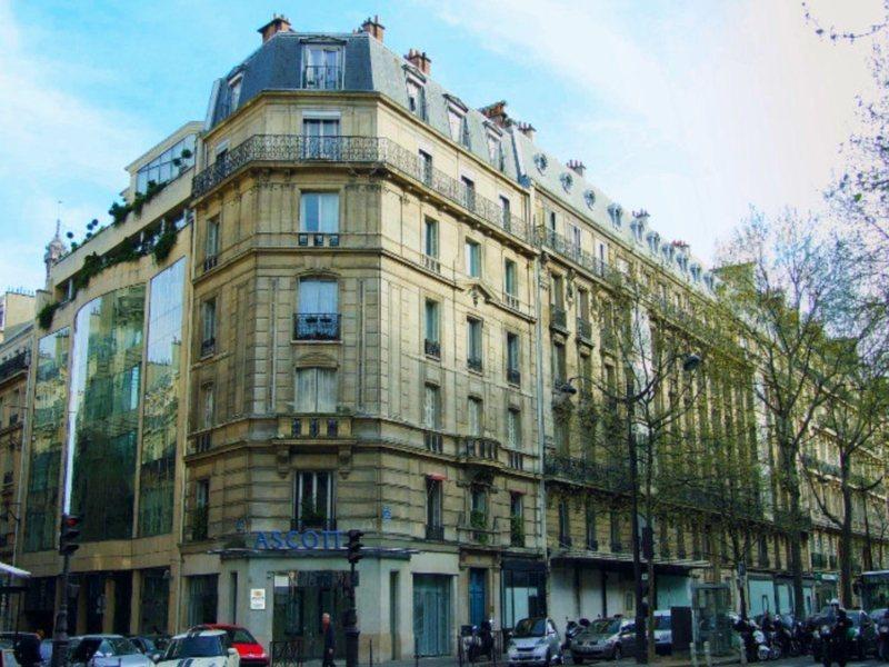 La Clef Tour Eiffel By The Crest Collection