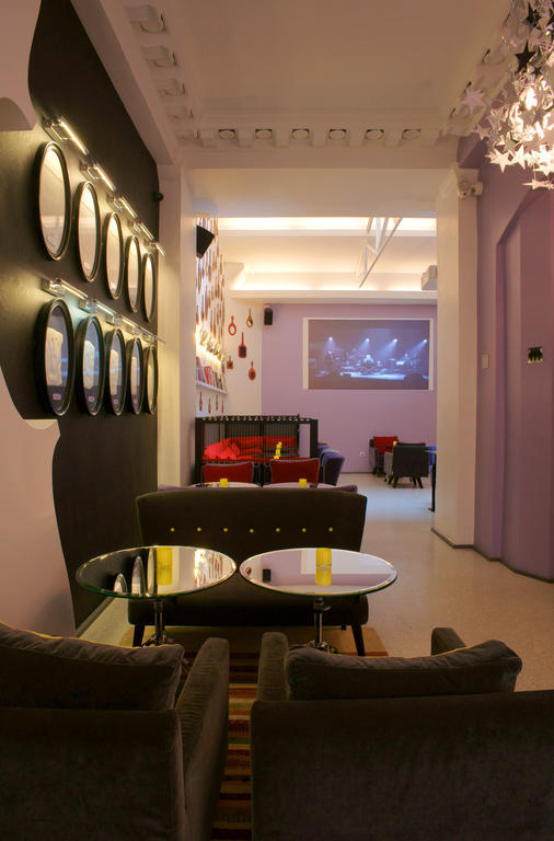 Du Triangle D'or 3* Paris