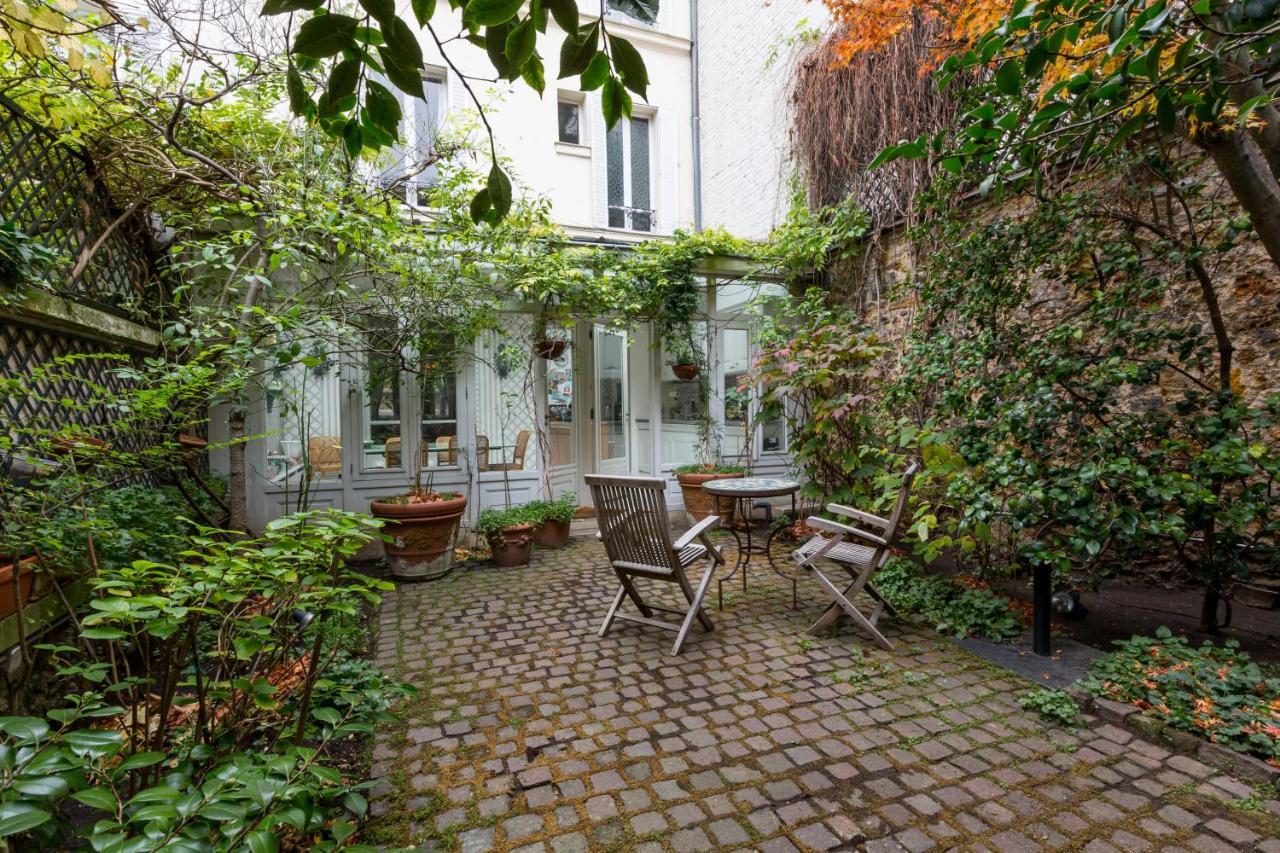 Casa vacanze Veeve - Charming Townhouse Near Parc Montsouris *