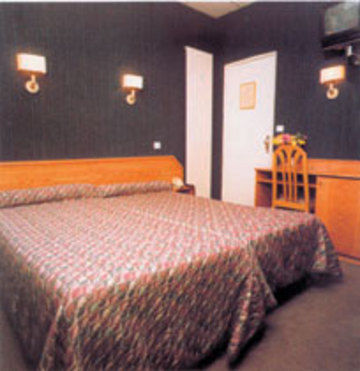 Hipotel Lilas Gambetta Hotel Parigi