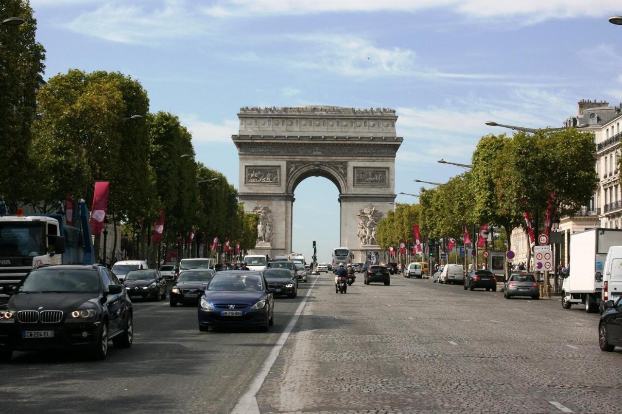 21a Marechal Foch Avenue Champs-elysees