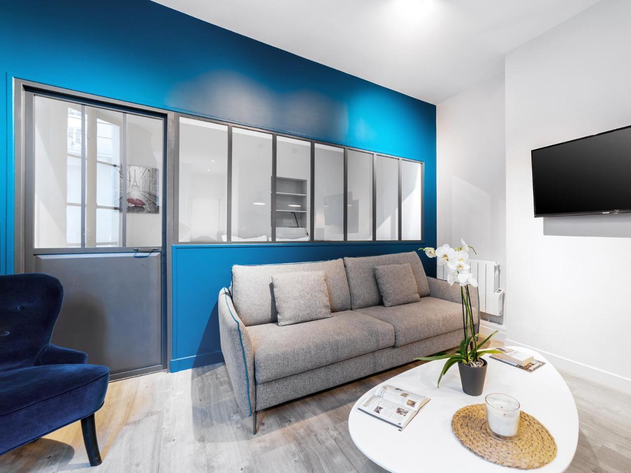 Apartment Chic Opera *