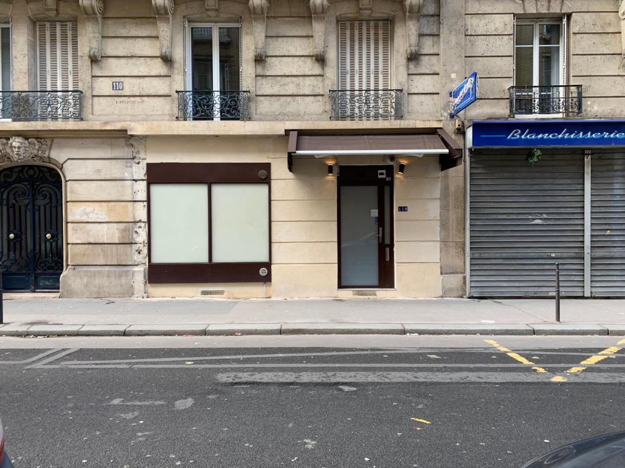 Services Parigi