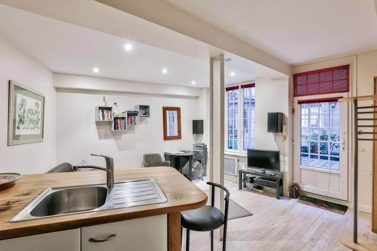 Charming 2 Bedroom In The Heart Of Appartamento