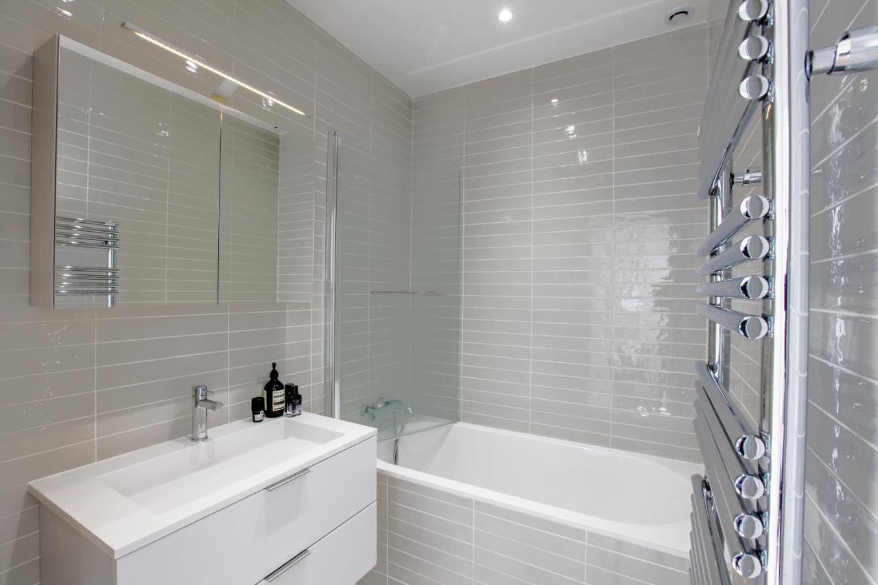 4 People Saint-germain-des-près - Quartier Latin By Weekome Appartamento *