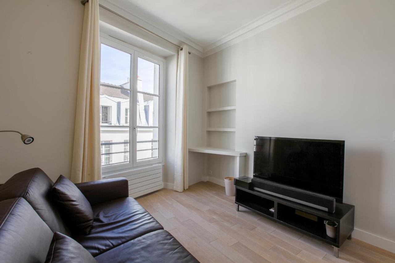 4 People Saint-germain-des-près - Quartier Latin By Weekome * Parigi