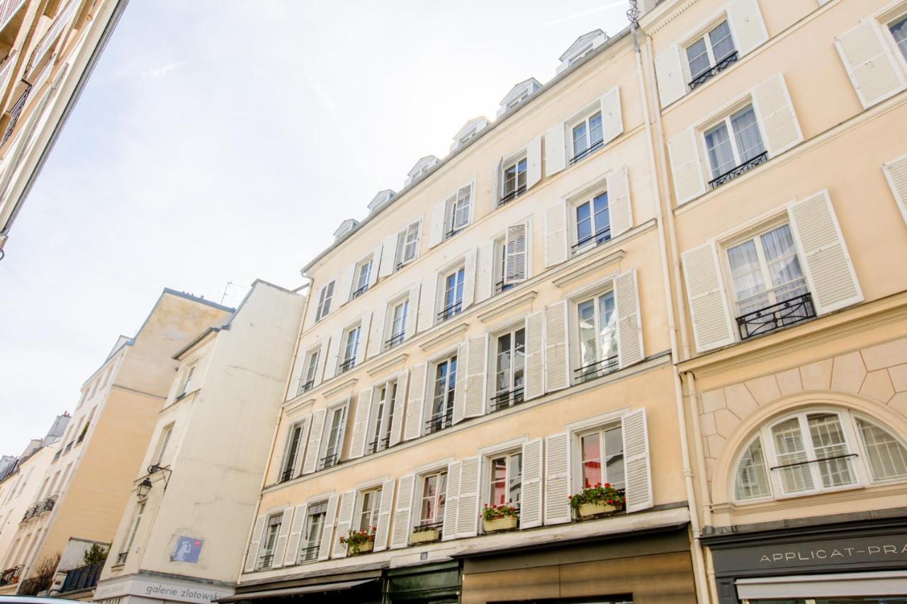 4 People Saint-germain-des-près - Quartier Latin By Weekome