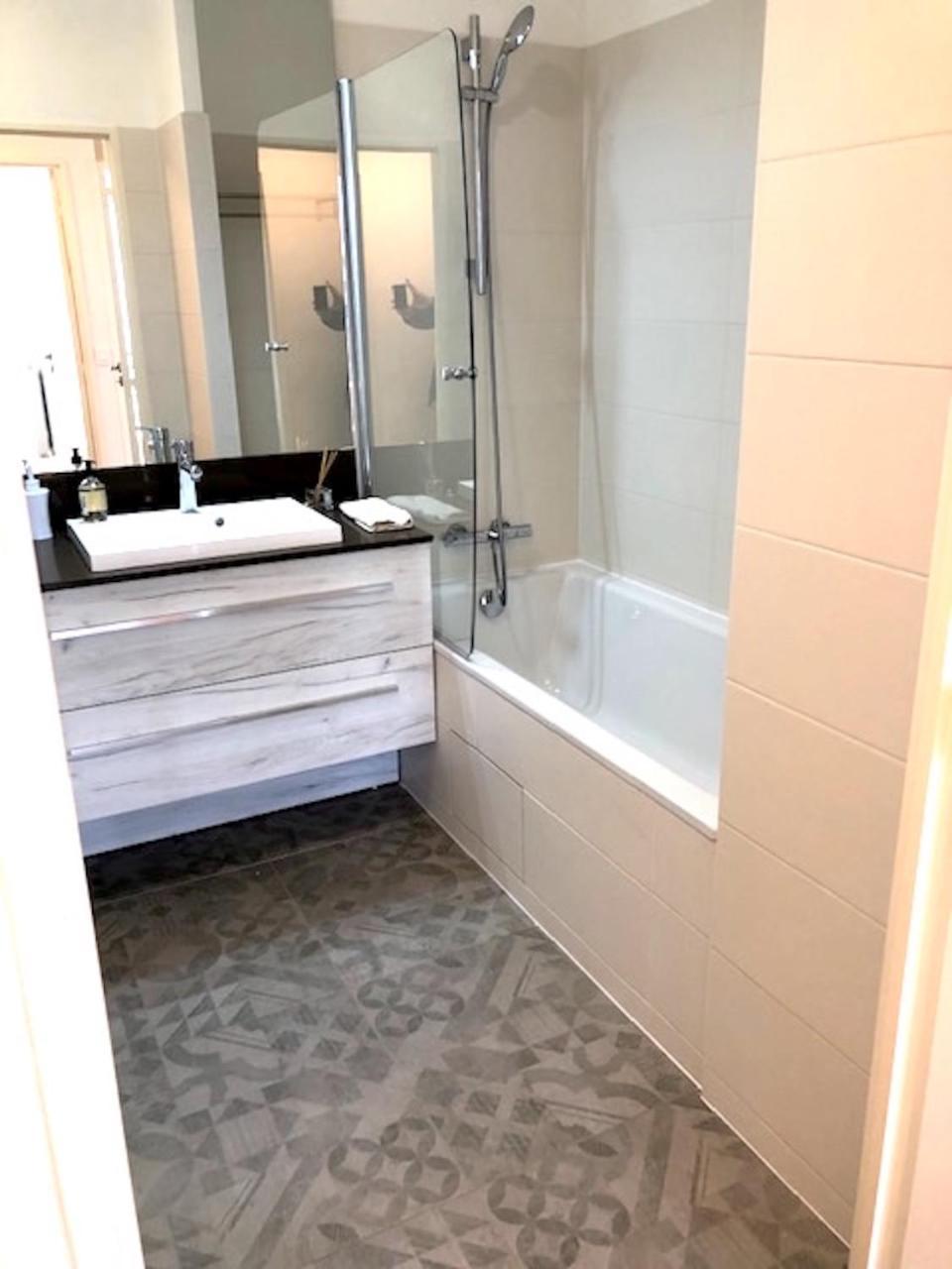 - Batignolles/rostropovitch Appartamento