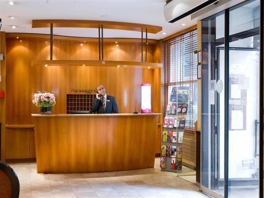Mercure Montparnasse Raspail Hotel Parigi