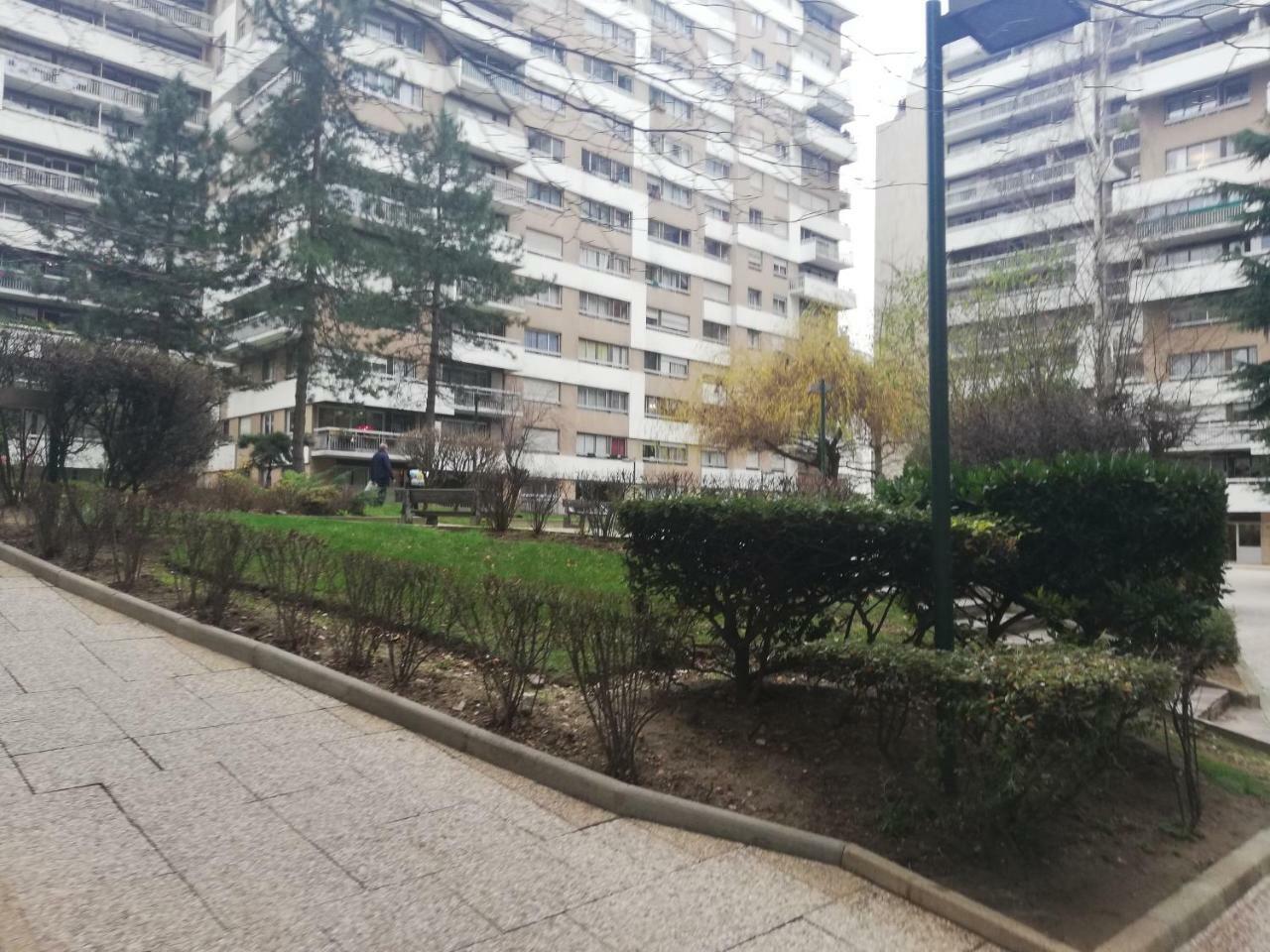 Parisgogo3