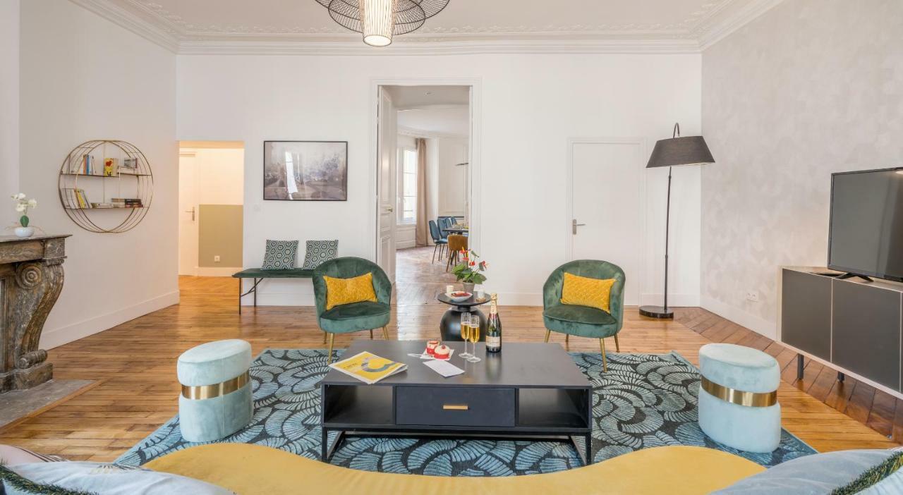 Aparthotel Milestay Charmants Passages Parigi