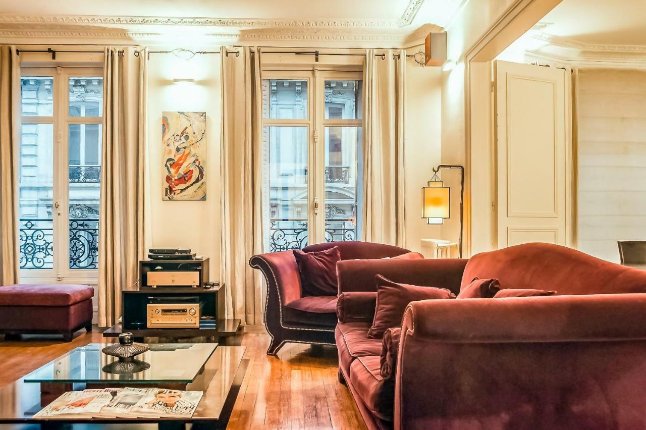 Appartamento Rue Arsene Houssaye In *