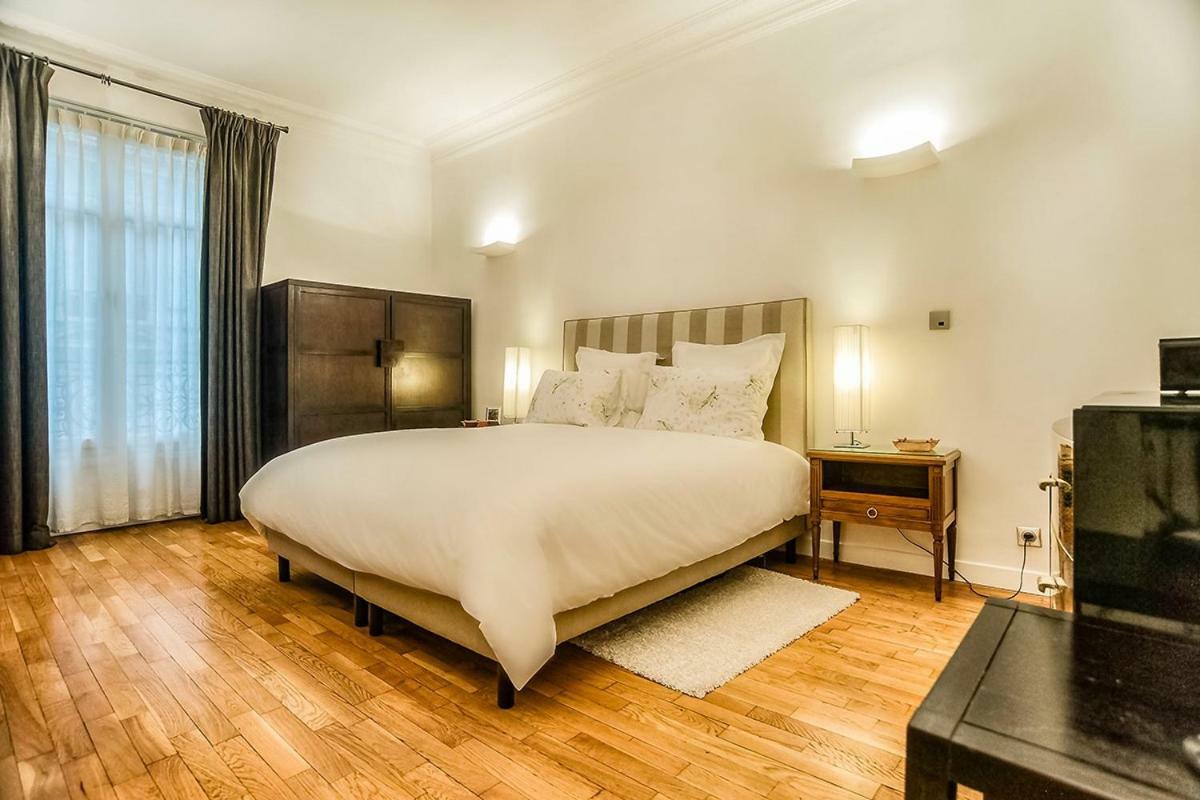 Appartamento Rue Arsene Houssaye In Parigi