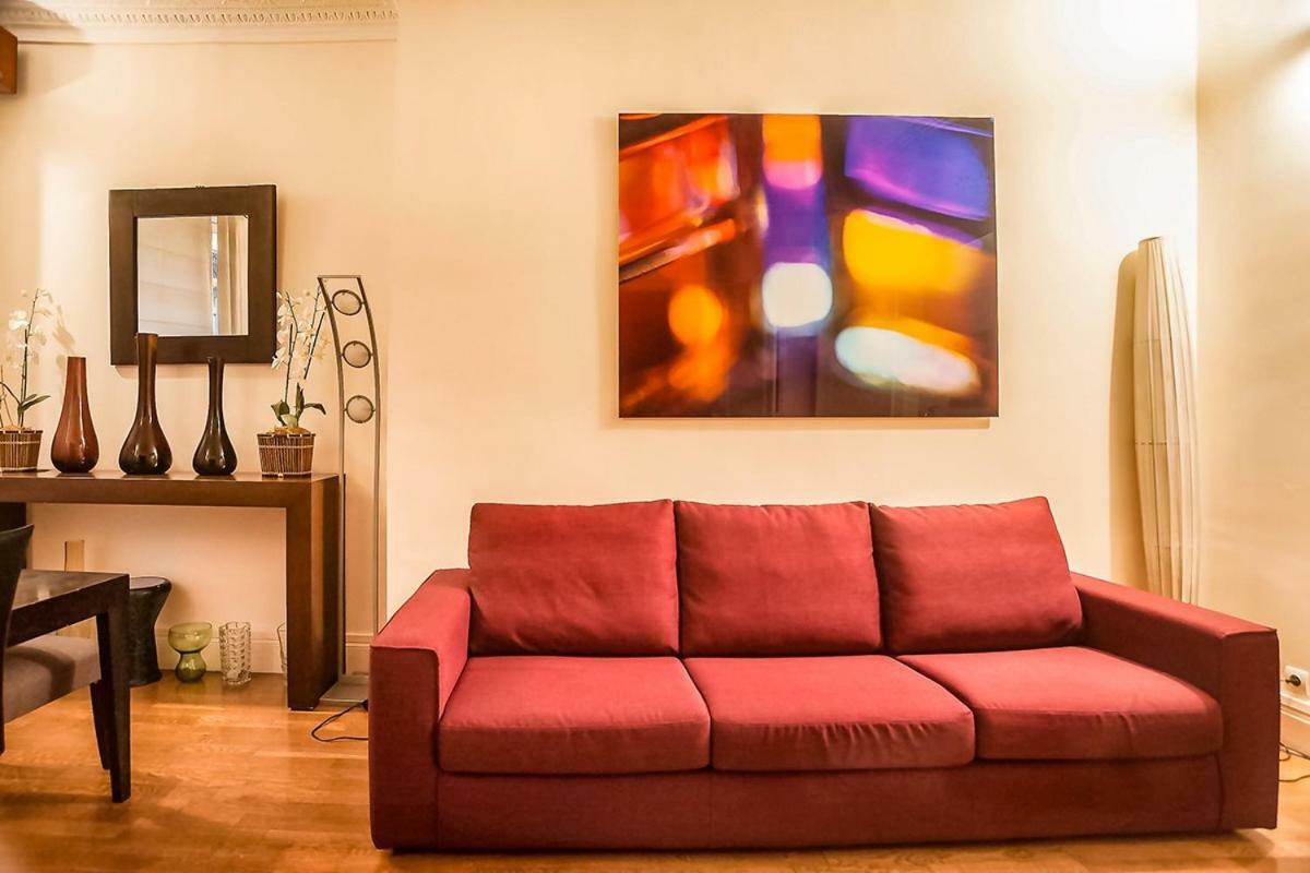 Appartamento Rue Arsene Houssaye In Parigi