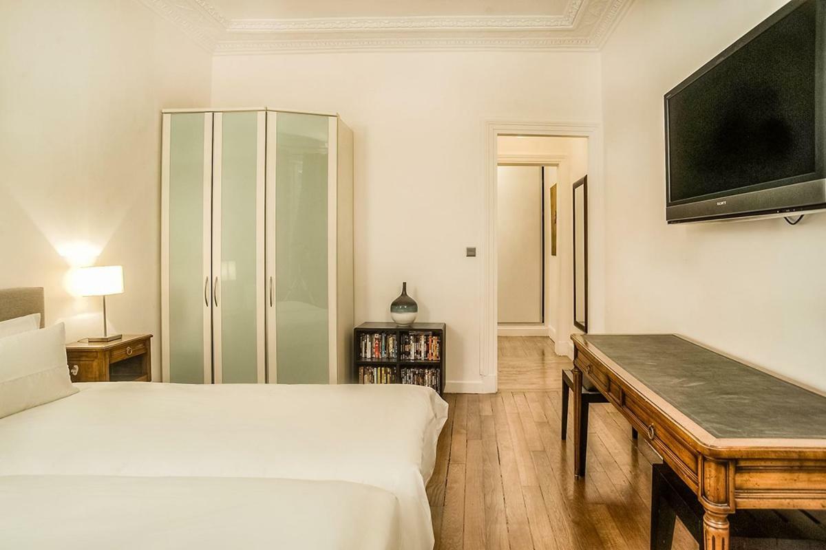 Rue Arsene Houssaye In Appartamento Parigi