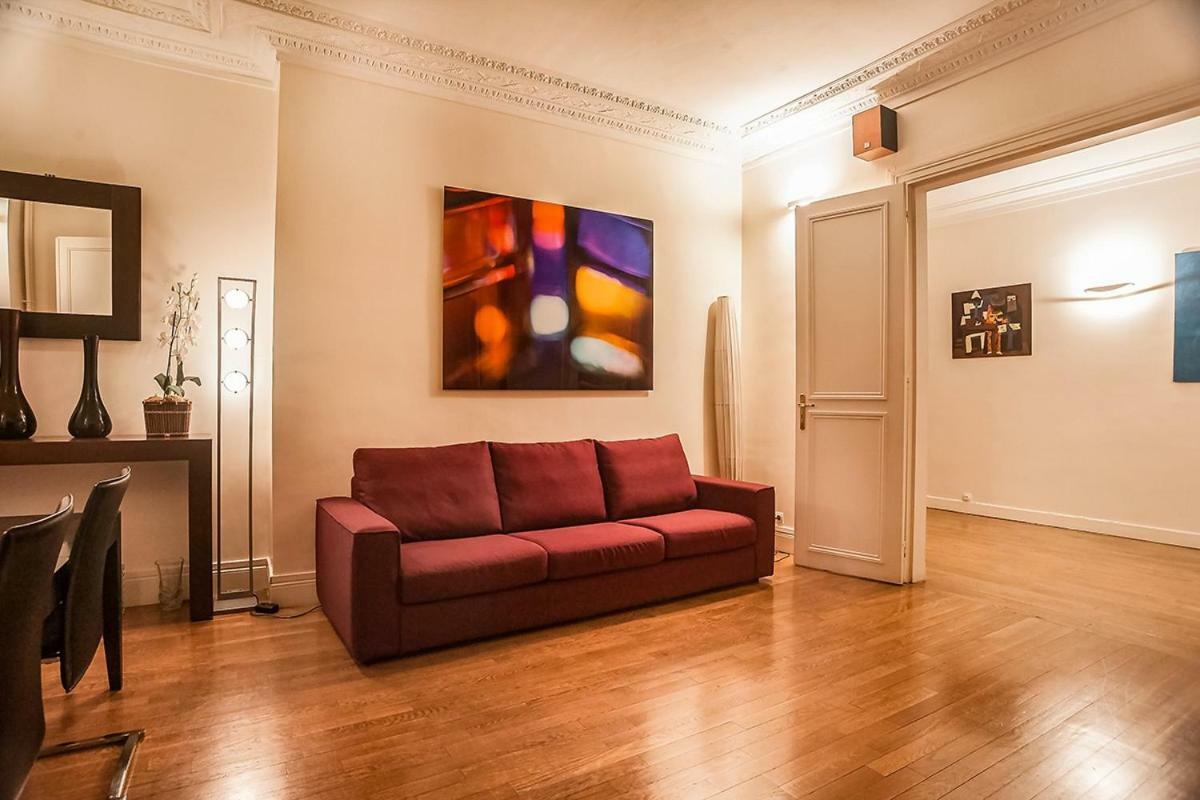 Rue Arsene Houssaye In Appartamento Parigi