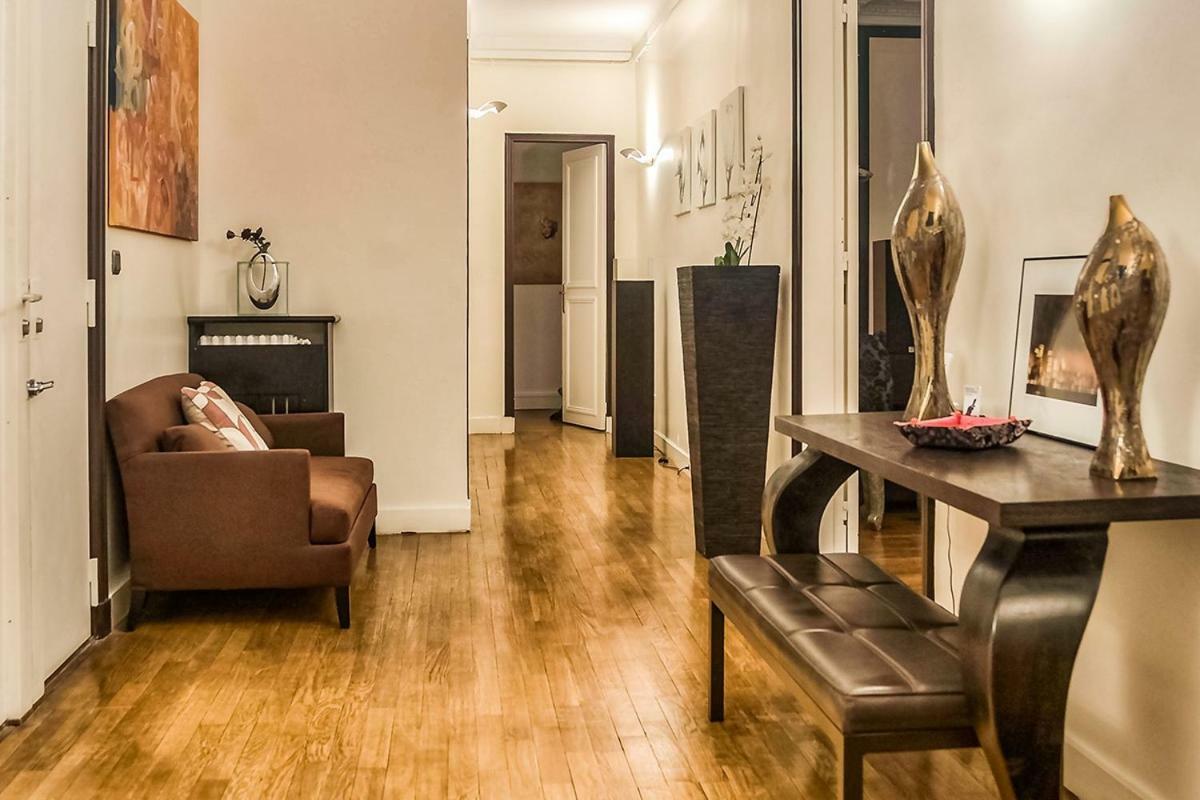 Rue Arsene Houssaye In Appartamento Parigi
