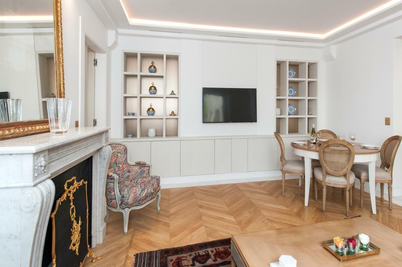 Appartamento Luxury Montaigne Parigi