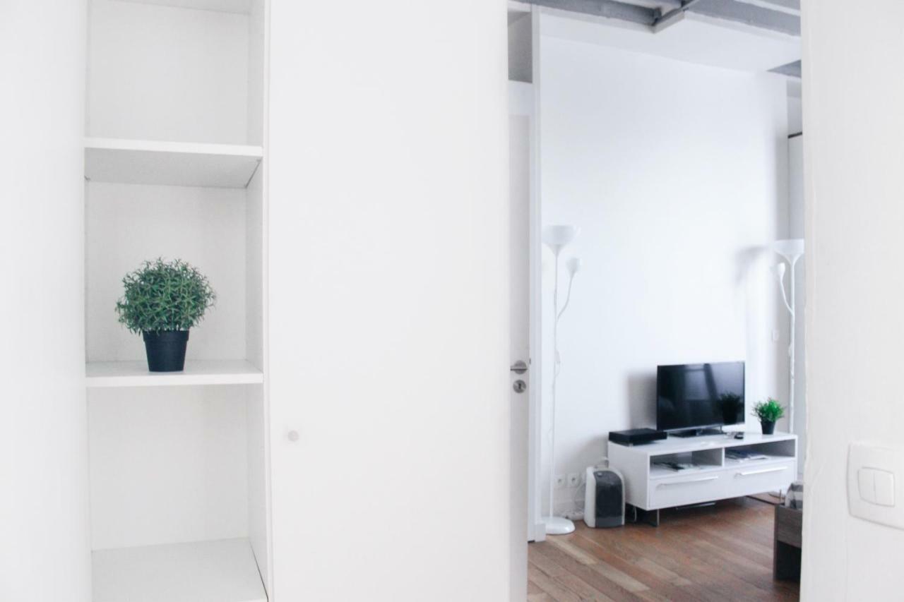 Apartment Parisian Flat *