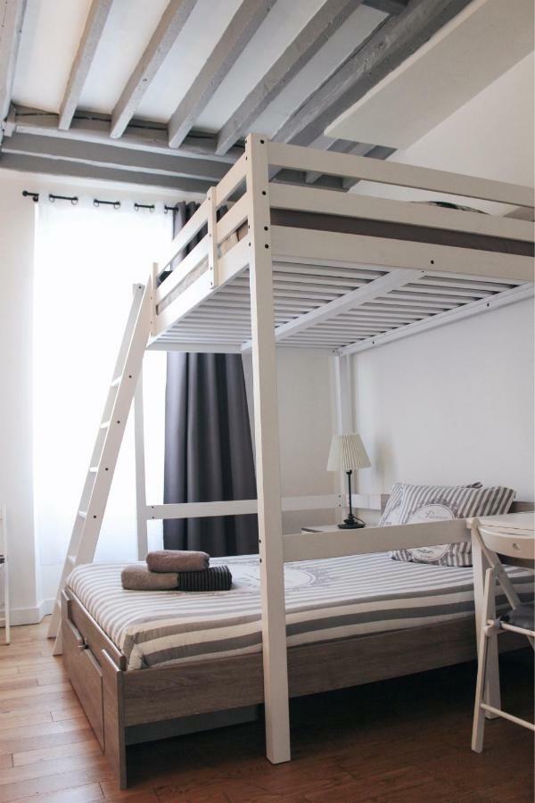 Parisian Flat *