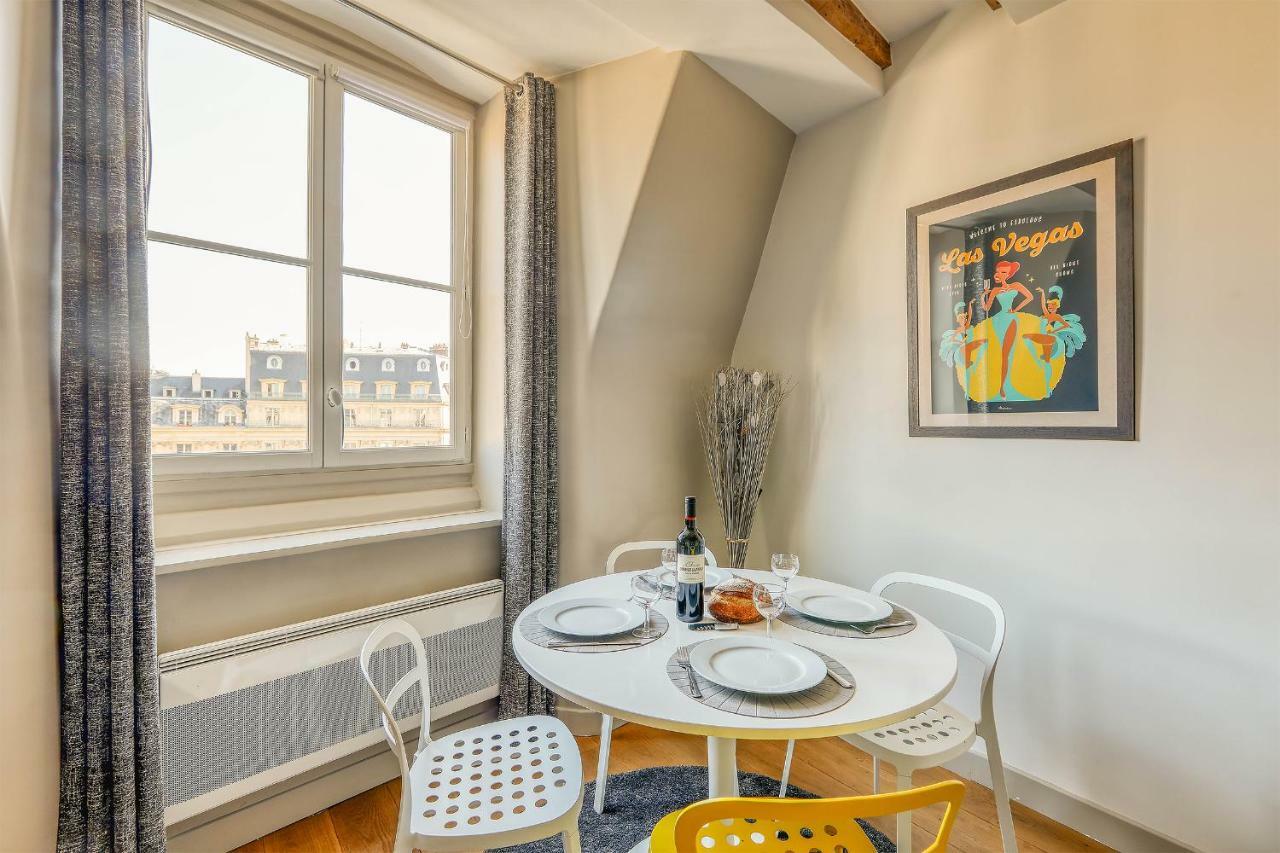Luxury On The Place Des Victoires Appartamento *