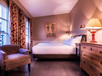 Hotel Le Lavoisier & 4*