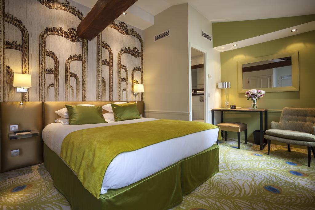 Le Clos Medicis 3*