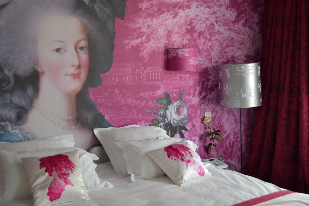 Boutique Konfidentiel 4* Parigi