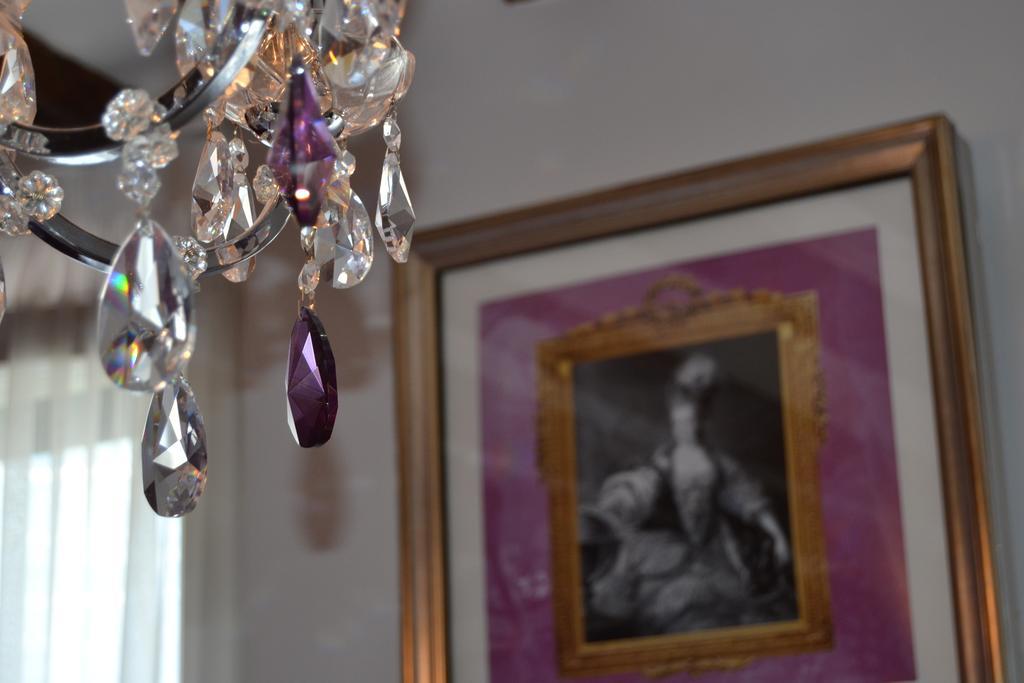 Boutique Konfidentiel Hotel Parigi