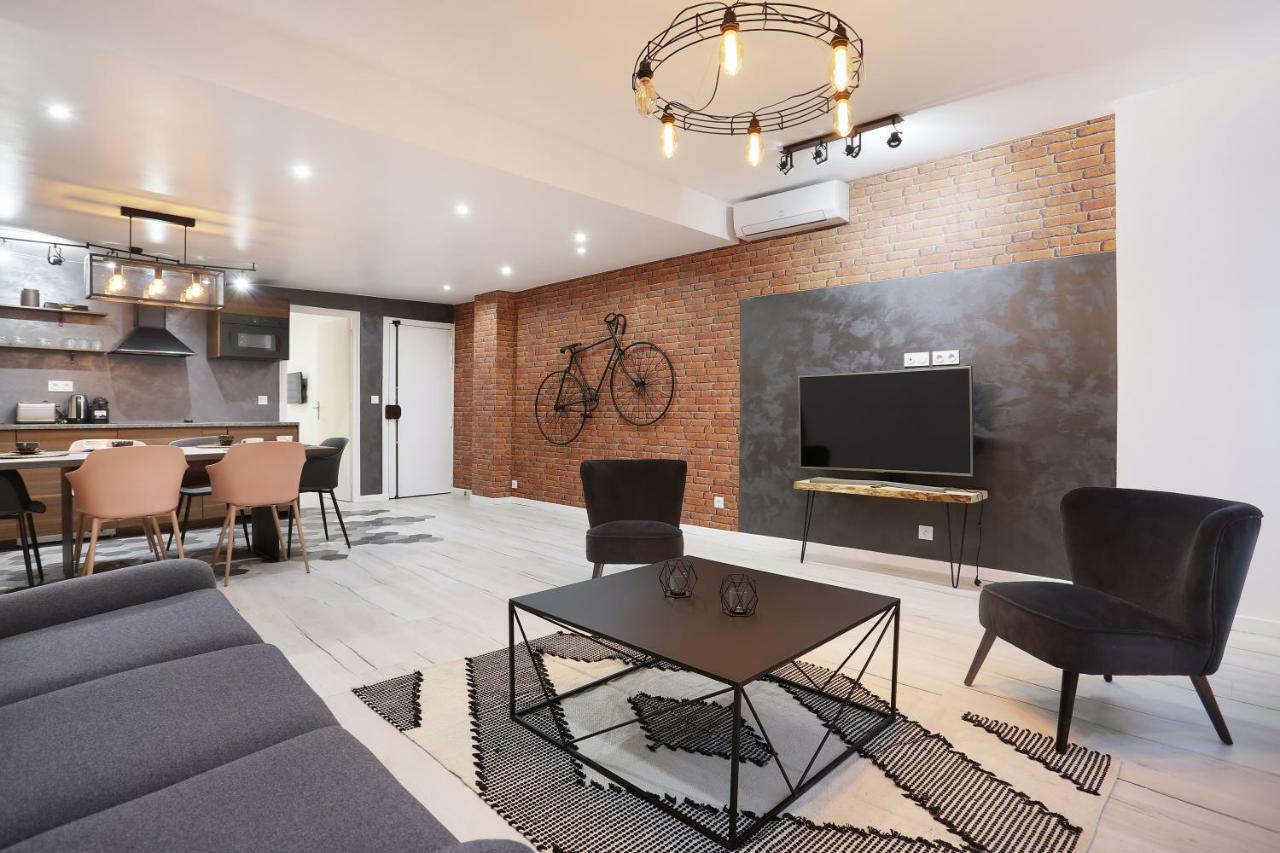 Rent A - Bonne Nouvelle Apartment Paris