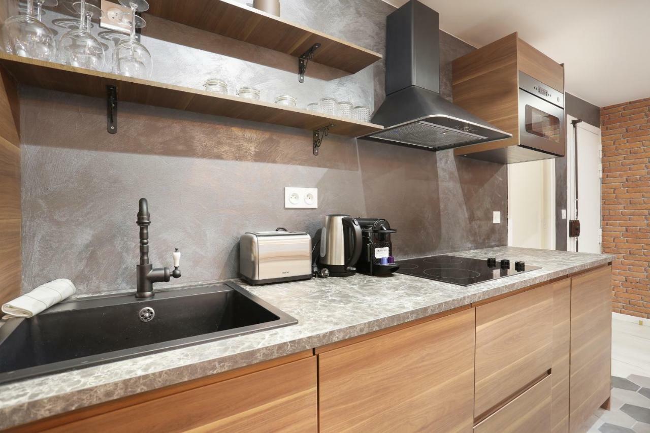 Rent A - Bonne Nouvelle Apartment Paris