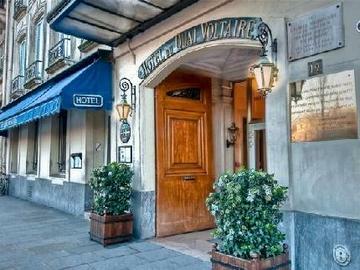 Hotel Du Quai Voltaire Parigi