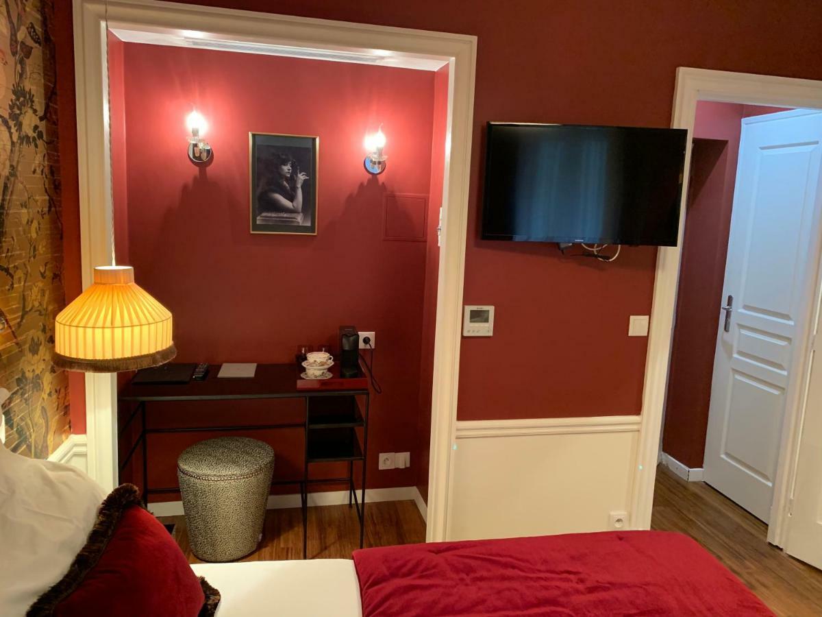 Maison Lepic Montmartre Hotel 3*
