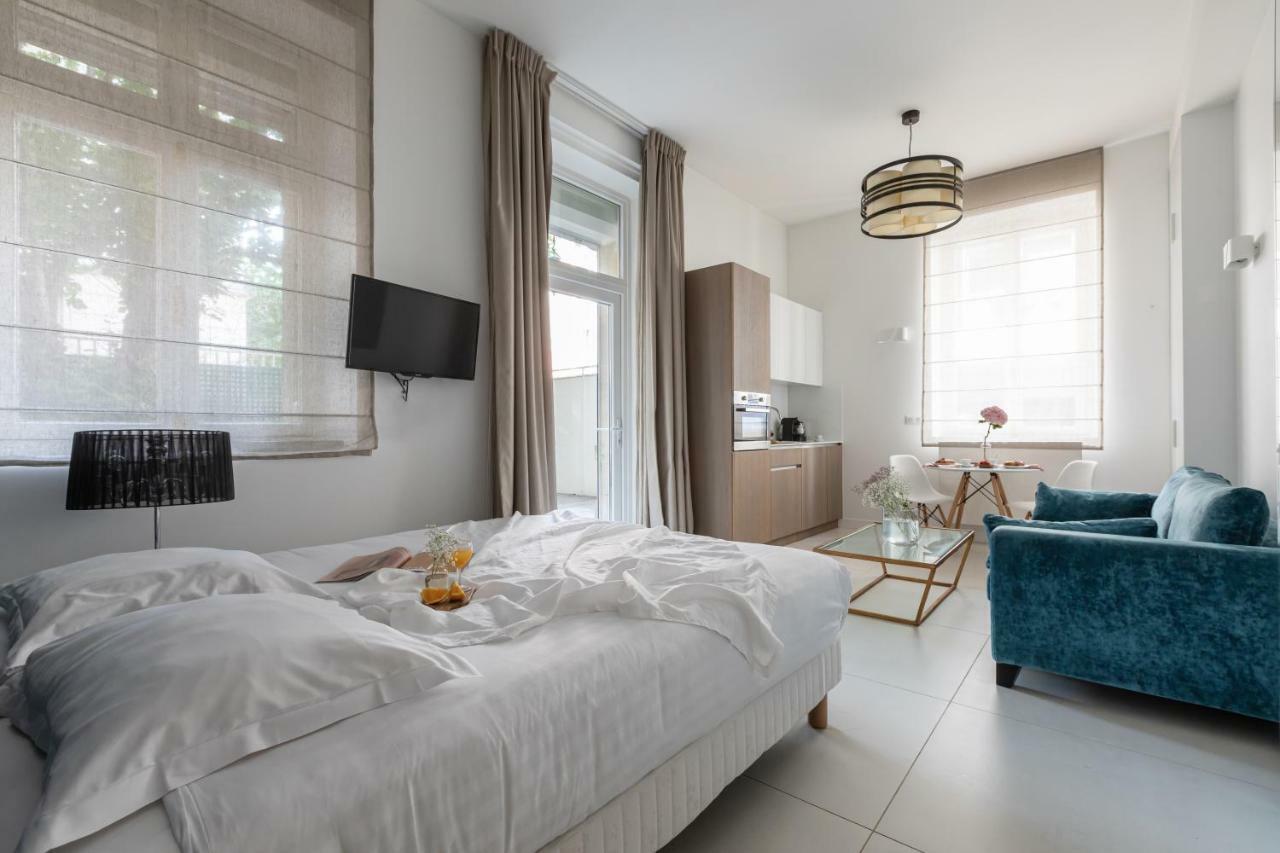 Appartamento Milestay Champs Elysees Parigi