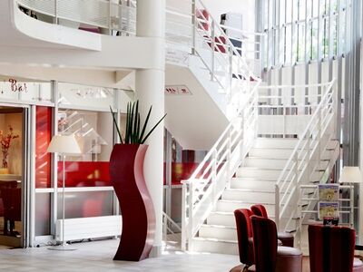 Hotel Campanile 12 - Bercy Village Paris
