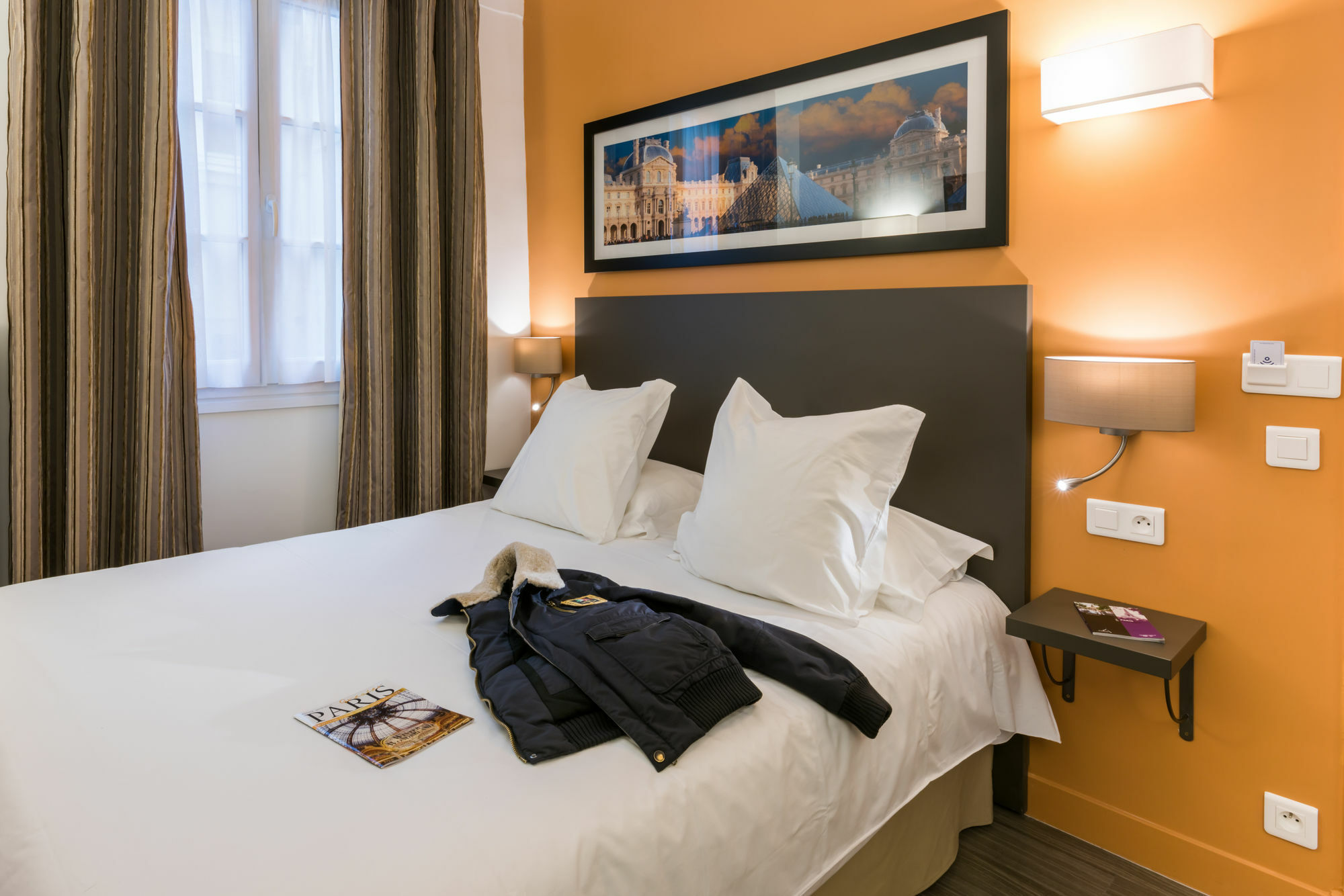Hotel Louvre Richelieu Parigi