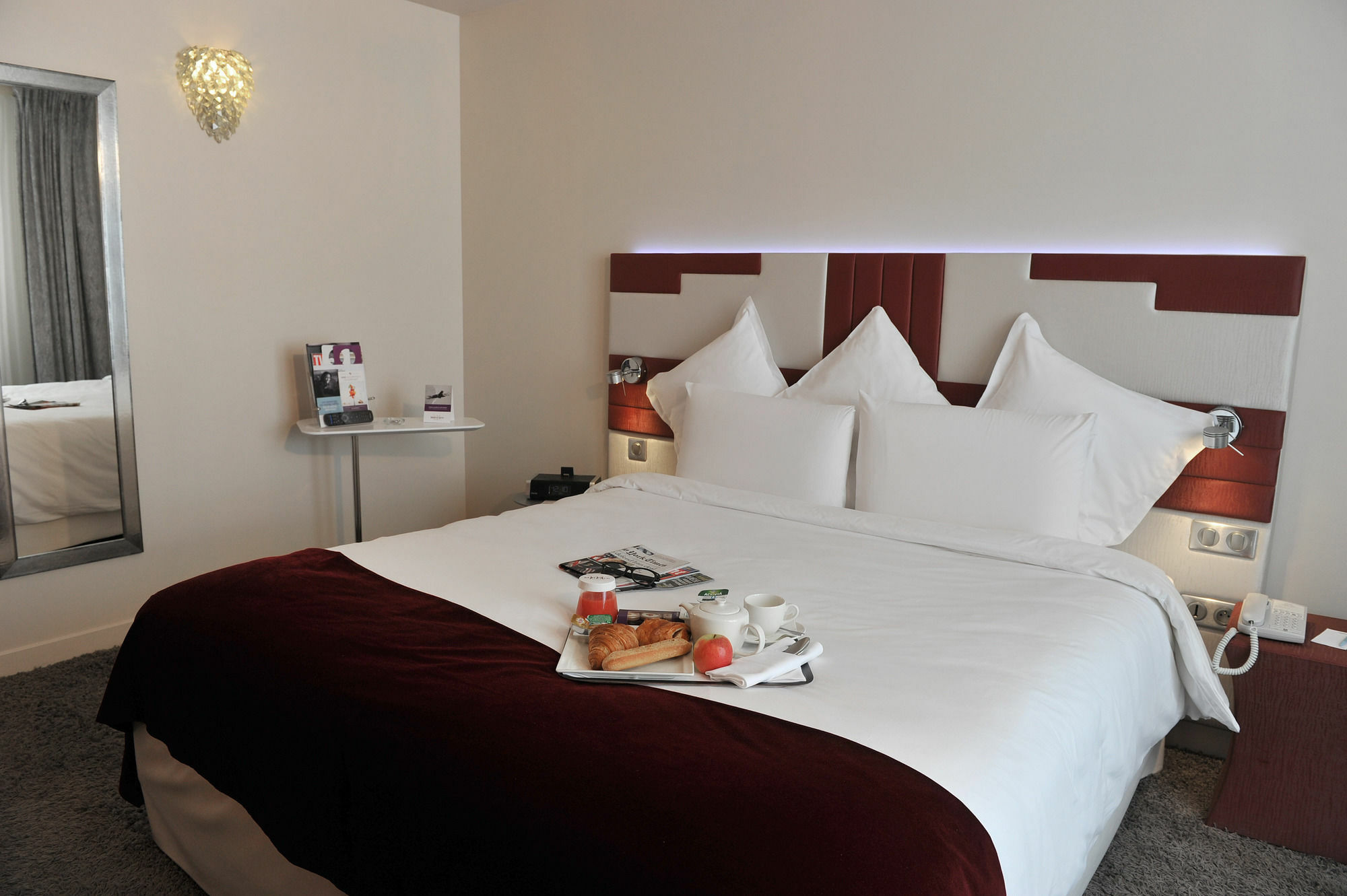 Hotel Mercure Opéra Faubourg Montmartre Parigi