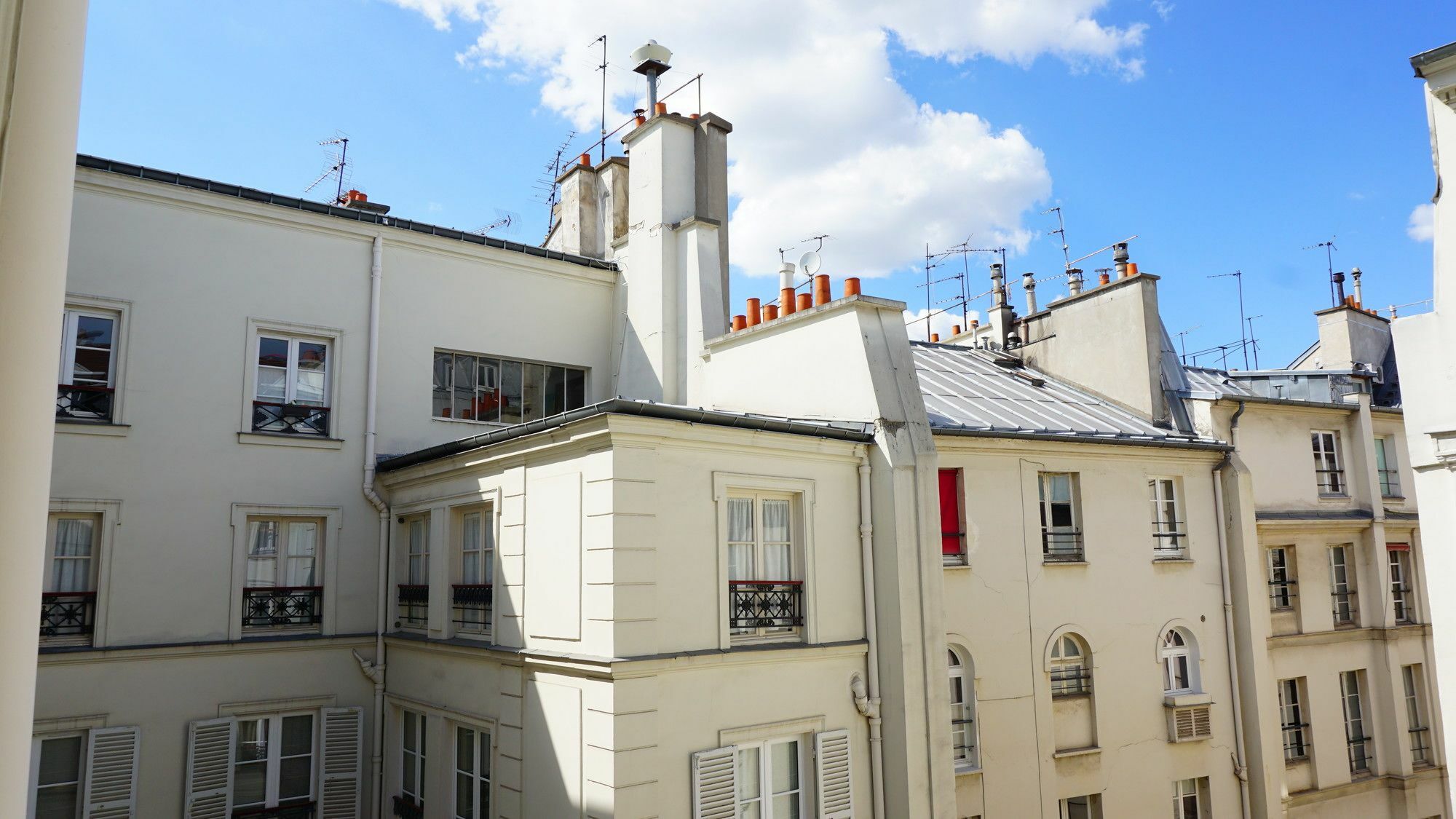 Saint-germain-des-pres - - 6