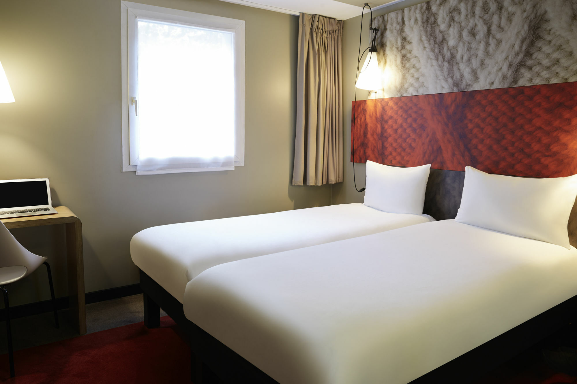 Ibis Canal Saint Martin Hotel Parigi