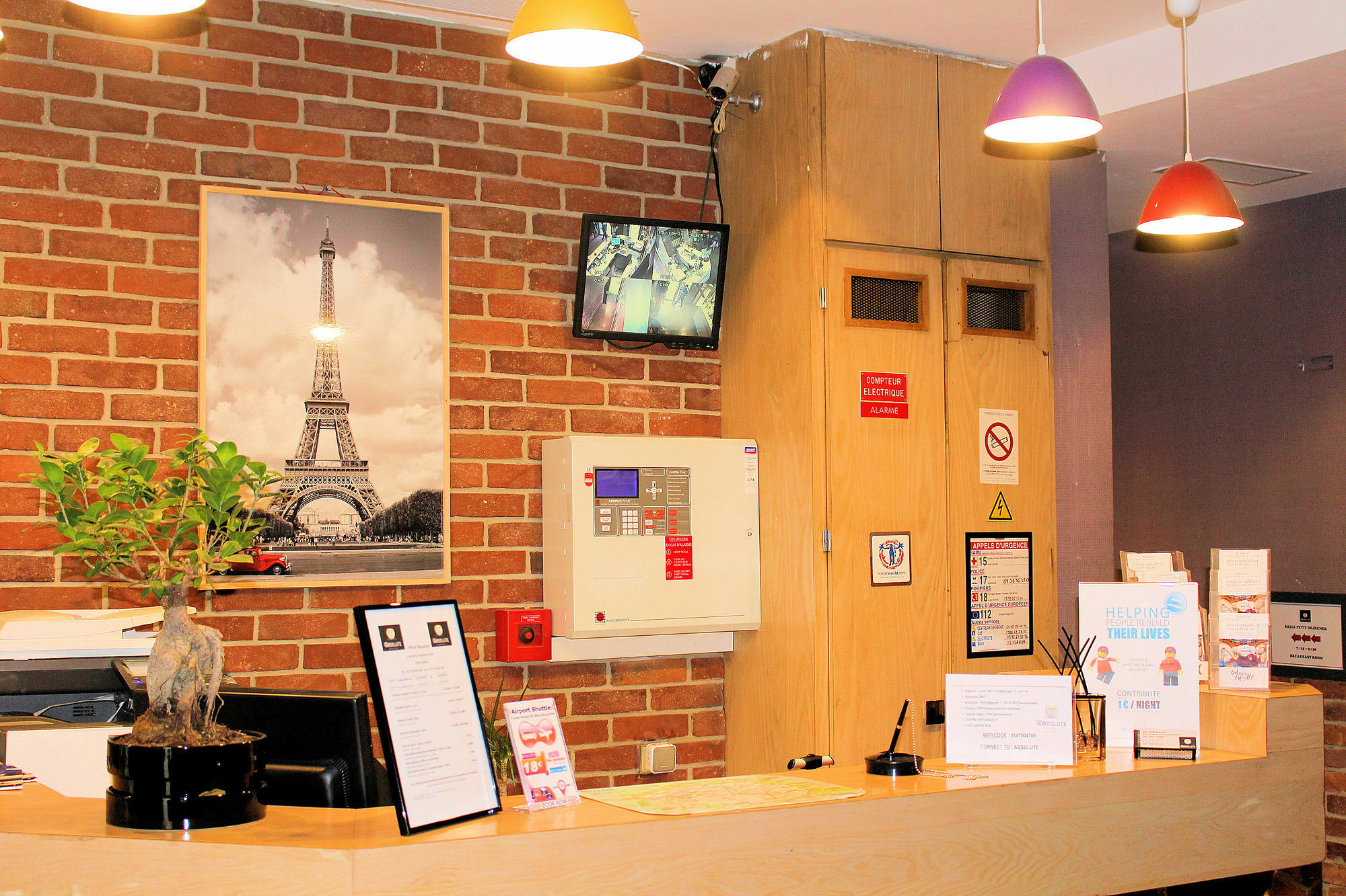 Absolute République Hotel