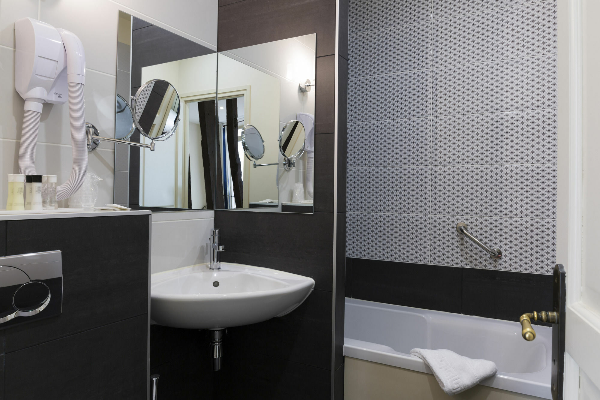 Mogador Hotel 3*