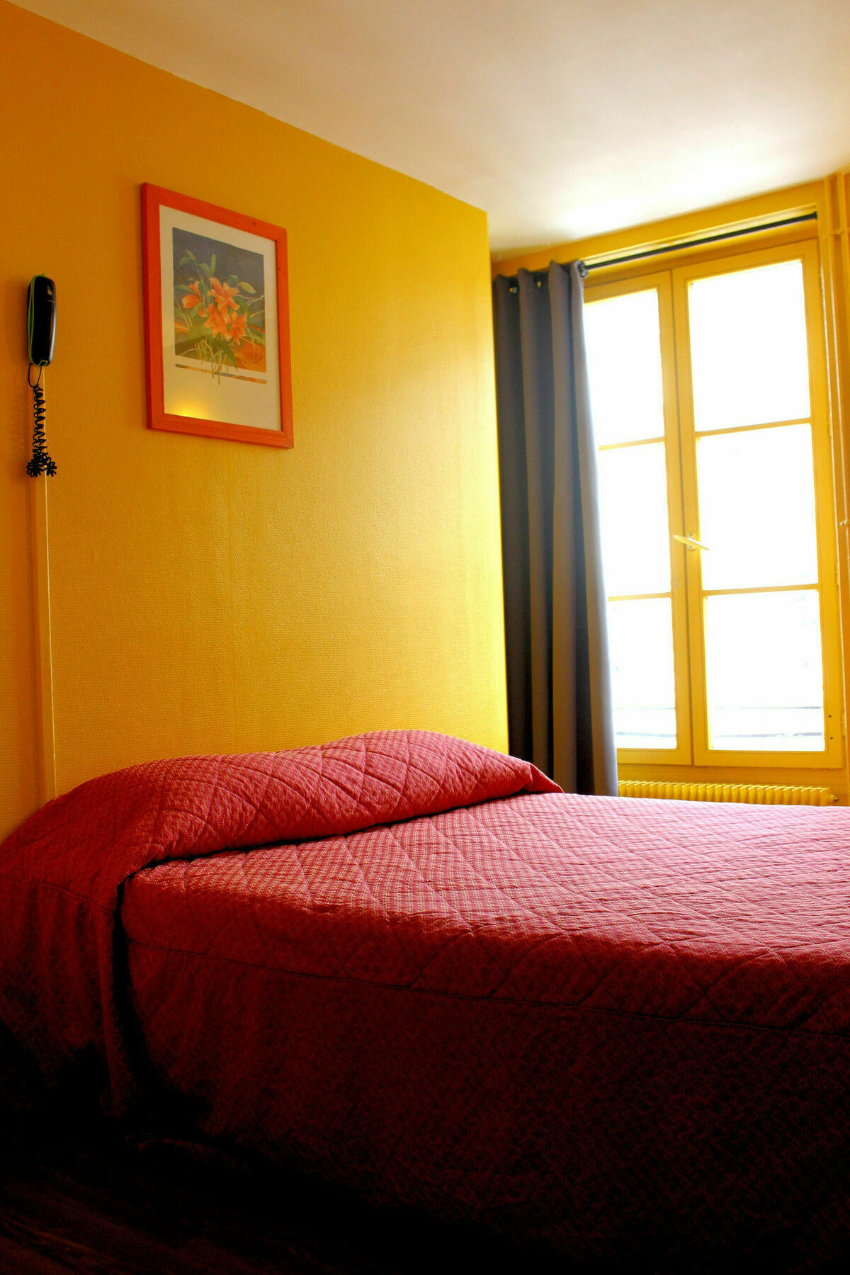 Hotel Absolute République Parigi