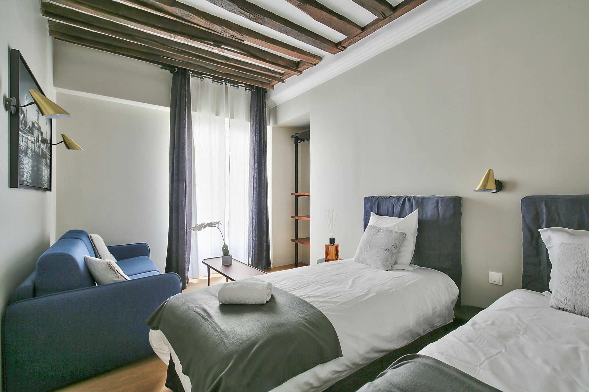 70 - Authentic Parisian Flat *