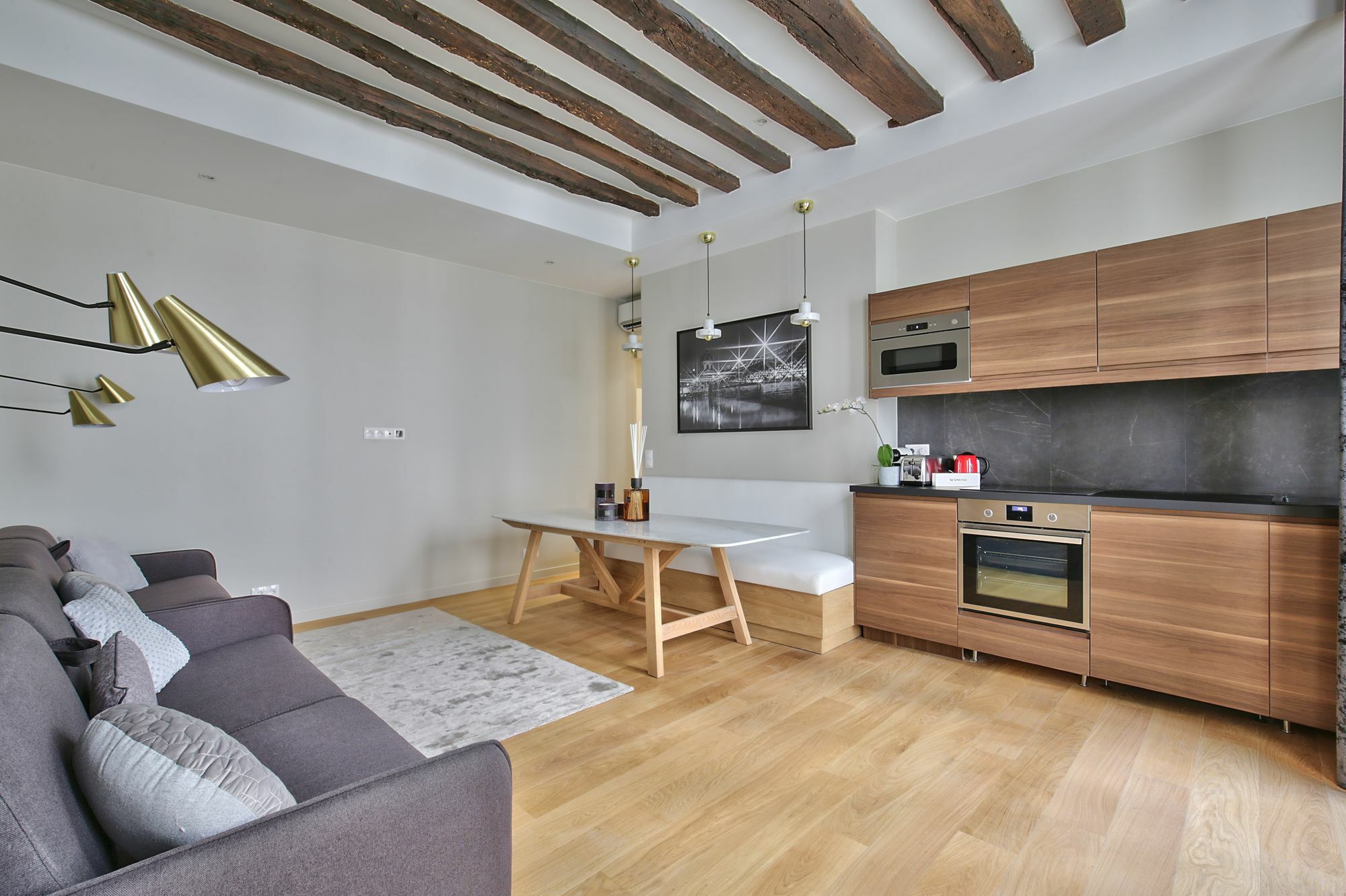 70 - Authentic Parisian Flat *