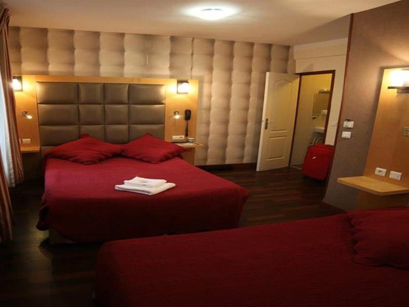 Hotel De France 18