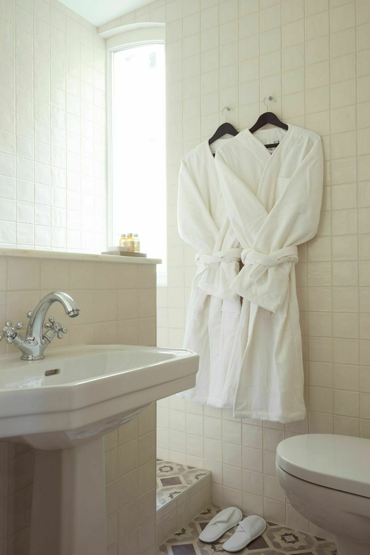 Maison Lepic Montmartre Hotel